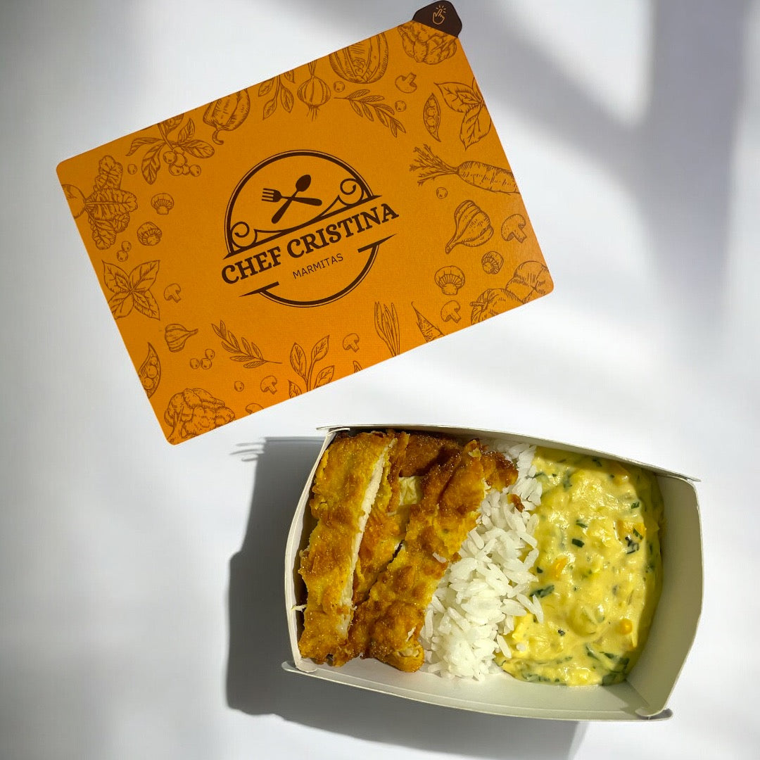 Frango empanado com creme de milho